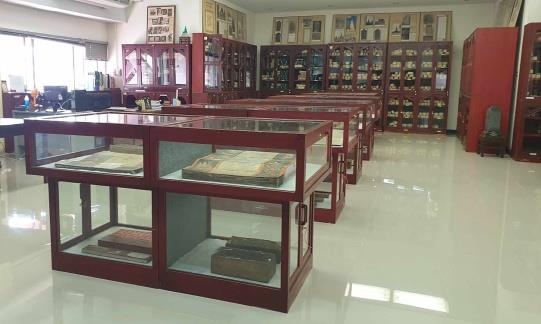 ห้องภาษาโบราณที่จัดเก็บหนังสือหายากของหอสมุดแห่งชาติรัชมังคลาภิเษก เชียงใหม่